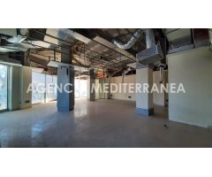 Local comercial en Venta en Valencia de las Torres, Valencia