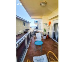 Apartamento en primera linea de playa en el Mareny Blau