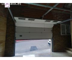 VALAZANCA VENDE CASA CON DOS PISOS INDEPENDIENTES EN ALAMEDA DE LA SAGRA