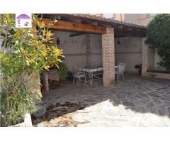 VALAZANCA VENDE CHALET EN PANTOJA