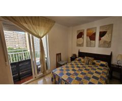 Se vende bonito piso en el corazón de la playa de San Juan