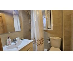 Se vende bonito piso en el corazón de la playa de San Juan