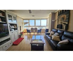 Se vende Piso con Preciosas Vistas al Mar