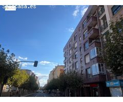 DÚPLEX EN LEÓN CON DORMITORIO EN PLANTA BAJA Y 2 PLAZAS DE GARAJE
