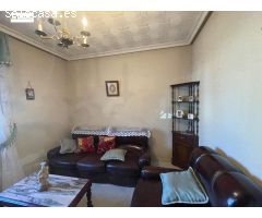 CASA CON PATIO Y NAVE