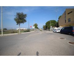 TERRENO A DOS CALLES