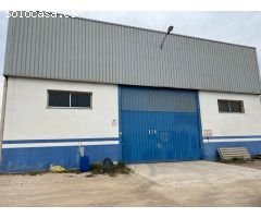 NAVE INDUSTRIAL EN SOLLANA