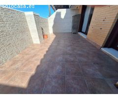 VIVIENDA CON TERRAZA PARA ENTRAR A VIVIR