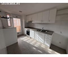 PISO EN SÚRIA DE 70 m² CON VISTIAS A LA MONTAÑA
