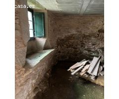 Venta de casa de piedra en Gomesende