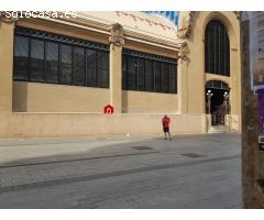 Local de 90 m2 al lado del Mercat Central. ALQUILER NEGOCIABLE.