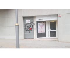Local de 35 m2 delante zona educacional Sescelades
