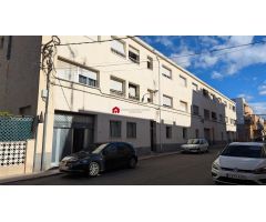 En venta local comercial en Roquetes