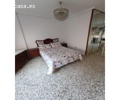 SE VENDE PISO ZONA FERIA