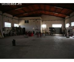 NAVE INDUSTRIAL EN LA SENIA