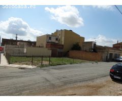 SOLAR URBANO ESQUINERO EN LALDEA