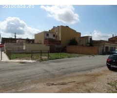 SOLAR URBANO ESQUINERO EN LALDEA