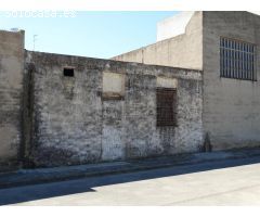 ALMACEN CON ACESOS A DOS CALLES