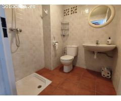 LOCAL DIAFANO CON DESPACHO Y BAÑO.