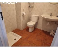 LOCAL DIAFANO CON DESPACHO Y BAÑO.