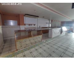 LOCAL COMERCIAL JUNTO A METRO Y CENTRO POBLACION