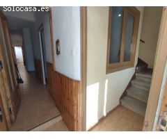 DOS VIVIENDAS COMPLETAS CON 4 DORM CADA UNA.- SEMIREFORMADAS