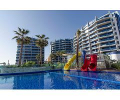 Exclusivo Atico-Penthouse de lujo en primera línea con fantásticas vistas al mar Punta Prima