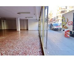 Gran local a tres calles, alquiler opcion a compra