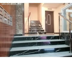 SE VENDE GRAN PISO TODO ESQUINA (ZONA CORAZXÓN DE JESÚS)