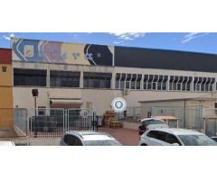 Nave en buen estado, polígono de Carrus. Actualmente en uso con buena accesibilidad  y parking exter