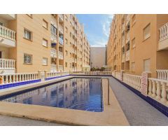 Apartamento para entrar a vivir en zona céntrica de Torrevieja.
