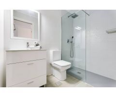 Moderno apartamento en planta baja con 3 dormitorios en Torre de la Horadada.