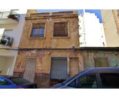SE VENDE EFIFICIO UNIFAMILIAR