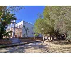 Chalet en Venta en La Marina, Alicante