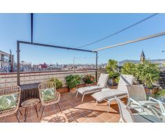 Espectacular ático con terraza en venta.