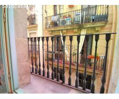 Piso en venta en el casco antiguo de Barcelona.