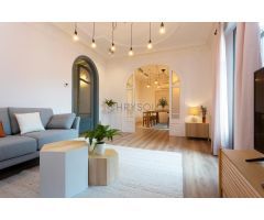 Piso alto y luminoso en venta.