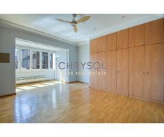 VIVIENDA EXCLUSIVA EN UNA ZONA PRIVILEGIADA, EL QUADRAT DOR.