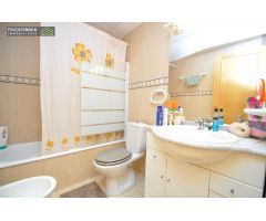 Ático duplex de 3 habitaciones y 2wc con gran terraza