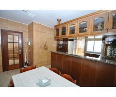Espectacular casa de 7 Dormitorios, y 3 baños en pleno centro de la poblacion.