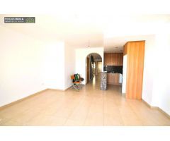Ático dúplex de 3 habitaciones con vistas al mar