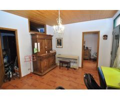 Casa con 3 habitaciones. Céntrica