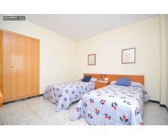 Exclusivo Piso en Primera Línea de Mar con Vistas Panorámicas