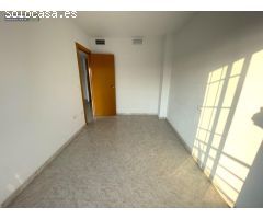 Apartamento de 2 Dormitorios Dobles, Baño, Terraza de 5 m2, vistas despejadas