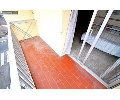 PISO MUY CENTRICO ESQUINERO Y DE 3 HABITACIONES DOBLES