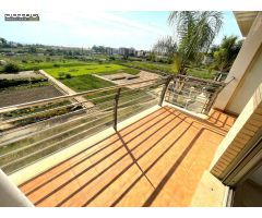 Piso de ·3 Dormitorios, 2 Baños, Cocina Independiente, Comedor, Terraza de 9 m2 y Orientacion Sur