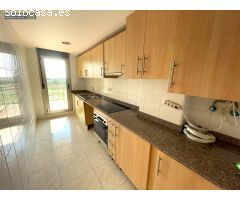 Piso de ·3 Dormitorios, 2 Baños, Cocina Independiente, Comedor, Terraza de 9 m2 y Orientacion Sur
