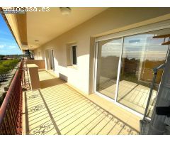 Espectacular Apartamento, de 2 Dormitorios, 2 Baños, 85 m2 de Terrazas y Piscina  Comunitaria