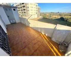 Casa de 3 Dormitorios, Baño Completo, Terraza, Silla Elevadora, Almacen y posibilidad de Piscina