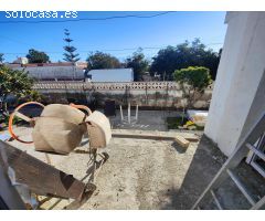 Chalet de 3 dormitorios con parcela de 456m en proceso de reforma